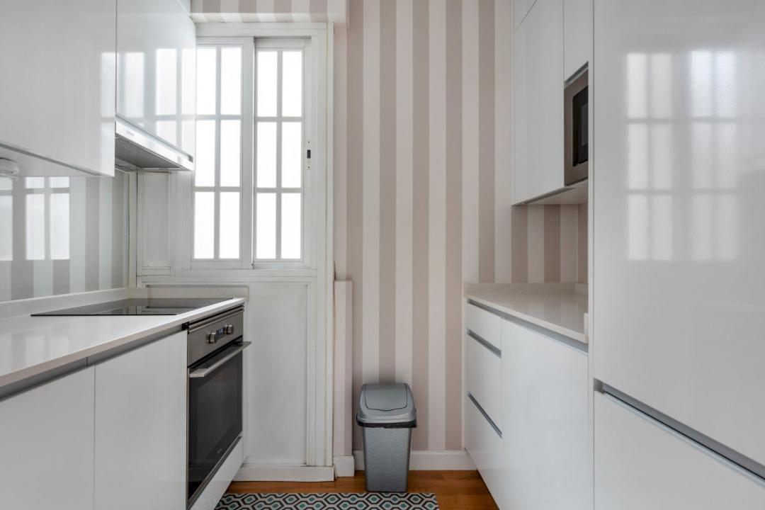 Bright With Views - 2Bd 1Bth- Av America Madrid Kültér fotó